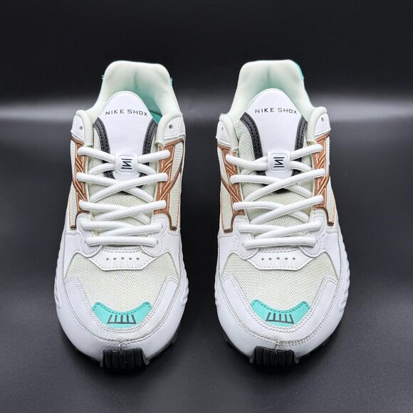 Wmns Nike Shox Enigma 'Aurora Green Rose Gold' - Picture 3 of 11